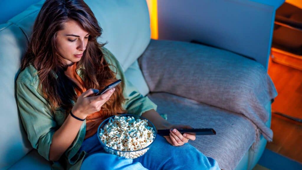 15 Everyday Habits That Secretly Age You