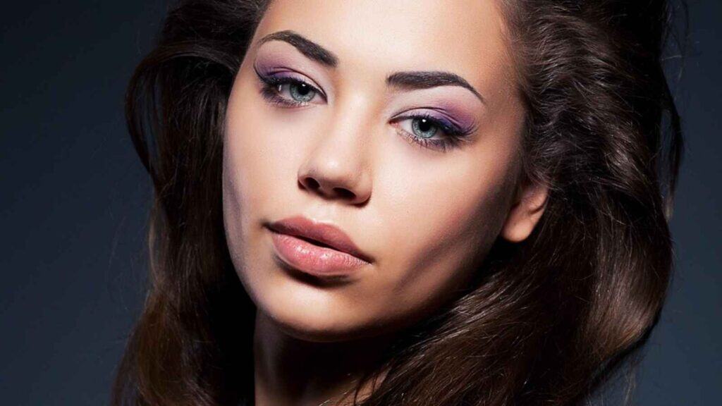 10 Reasons Why Nobody Notices When Women Are Tired, according to Scientists