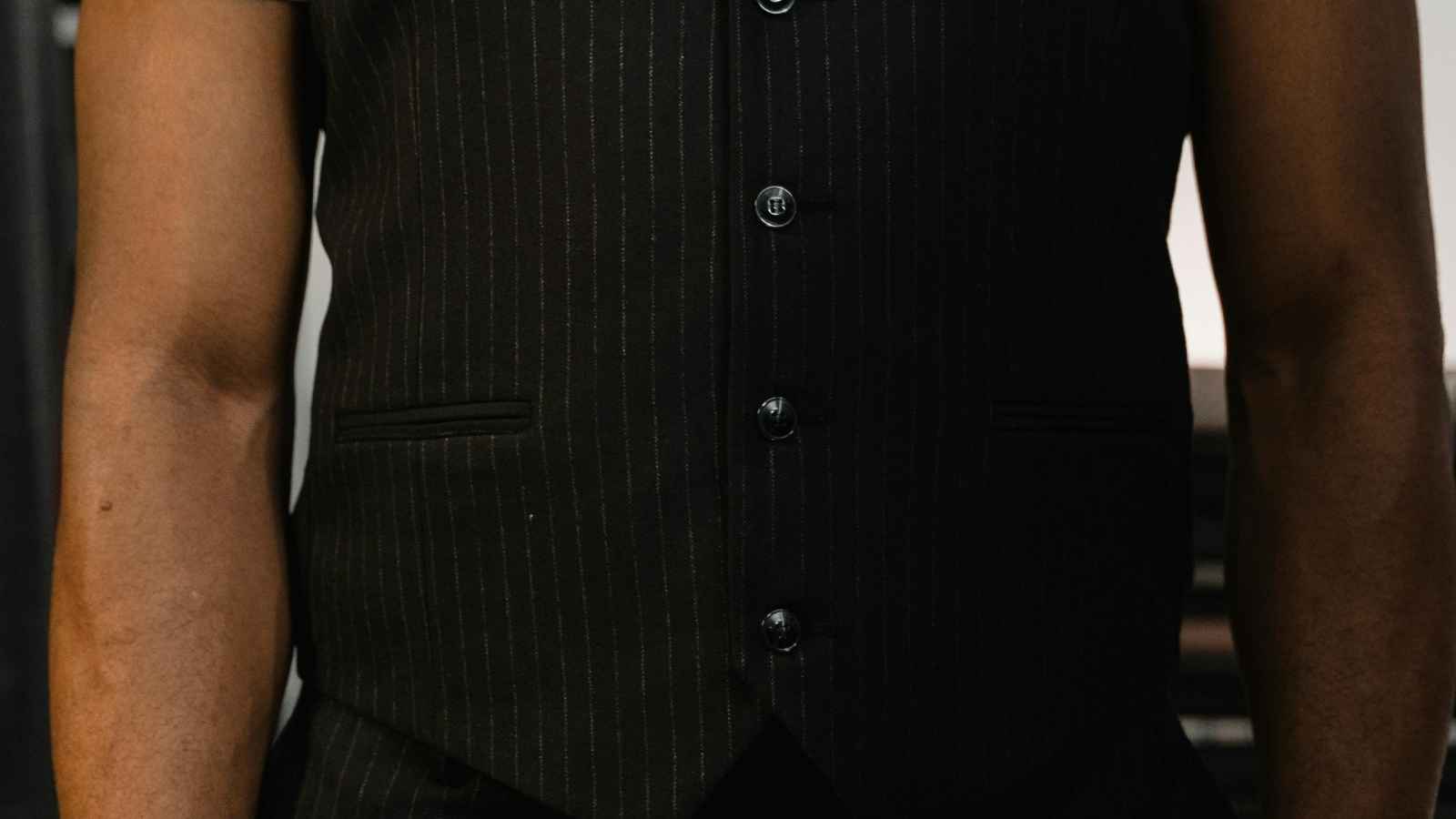 15 Common Men’s Fashion Mistakes Women Notice