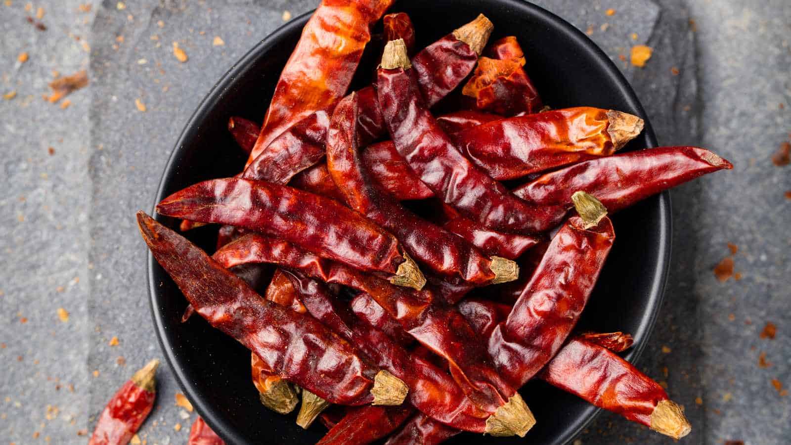 8 Foods That Turn Toxic When Microwaved