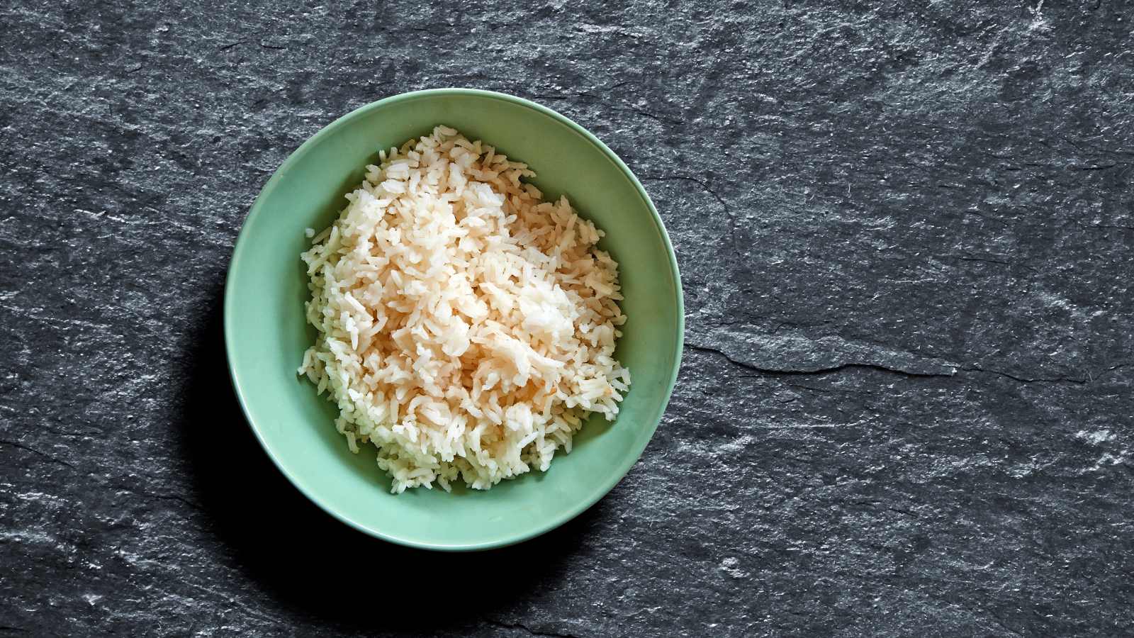 8 Foods That Turn Toxic When Microwaved