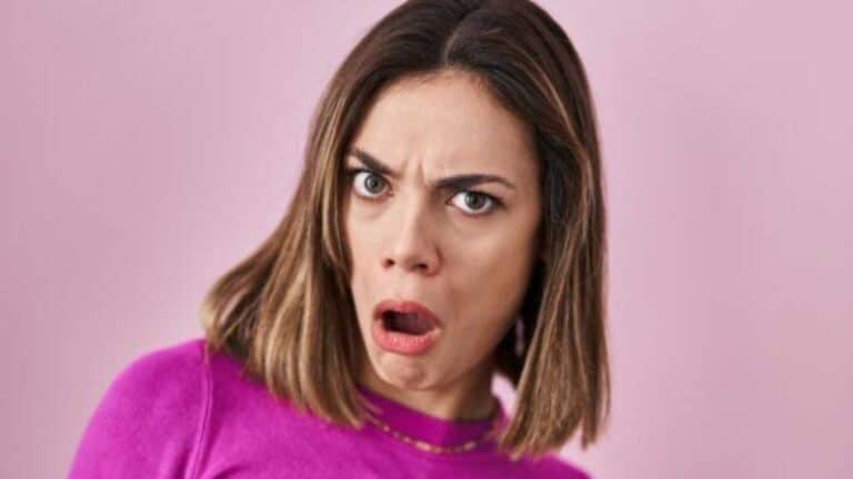 12 “Compliments” Women Secretly Can’t Stand