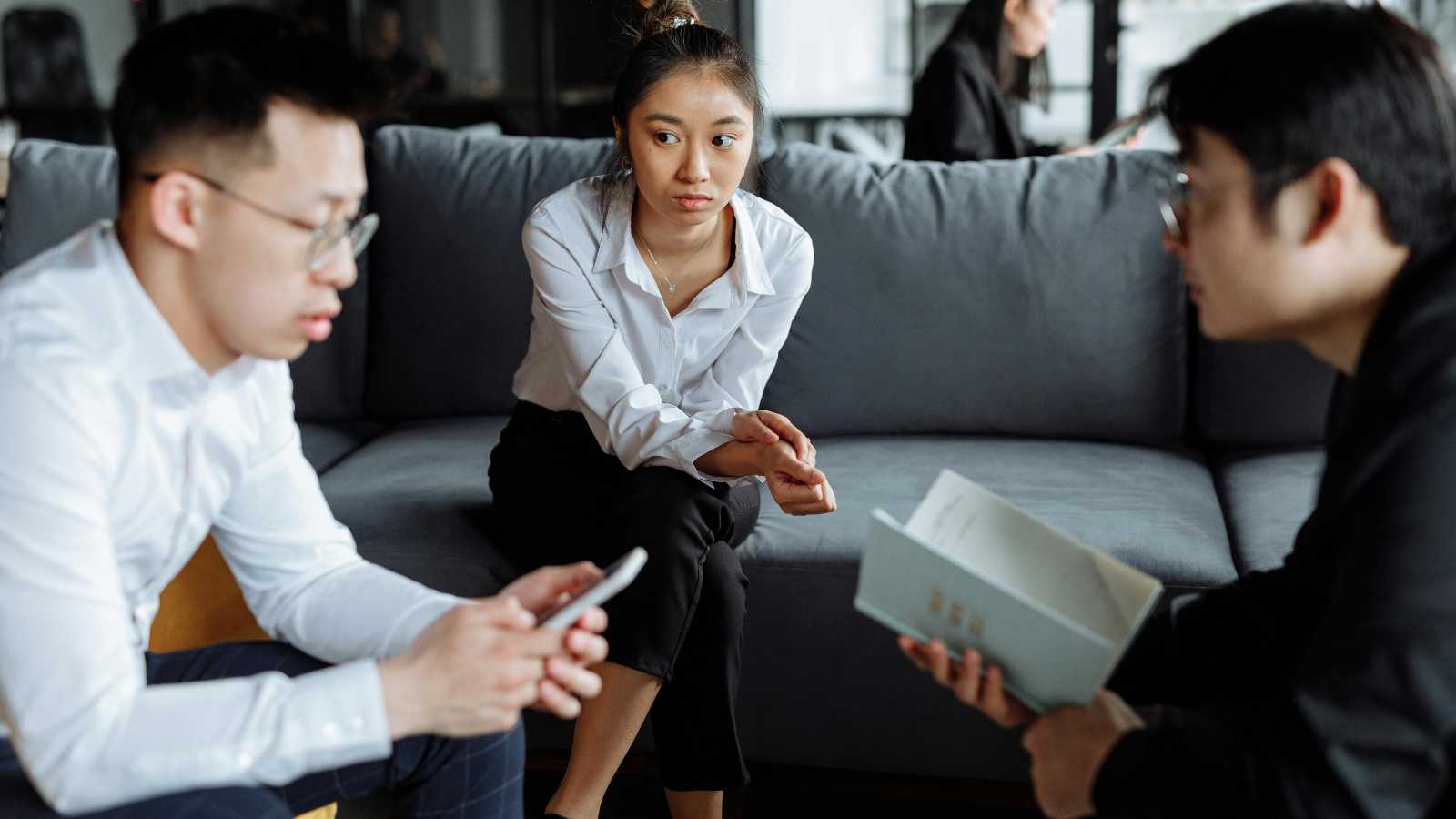 habits that make people lose respect for you