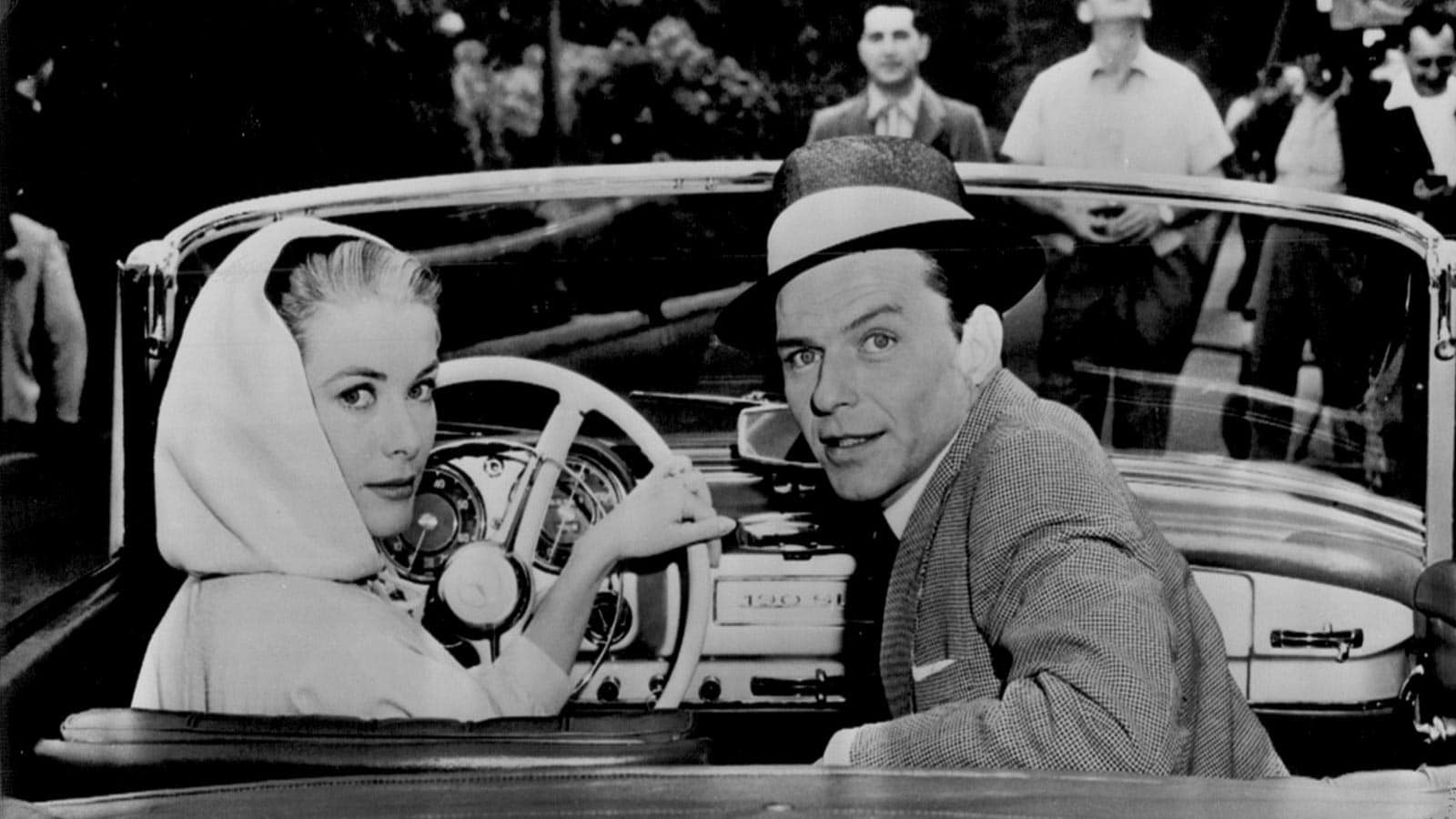 Grace_Kelly_Frank_Sinatra_on_the_set_of_High_Society_1956