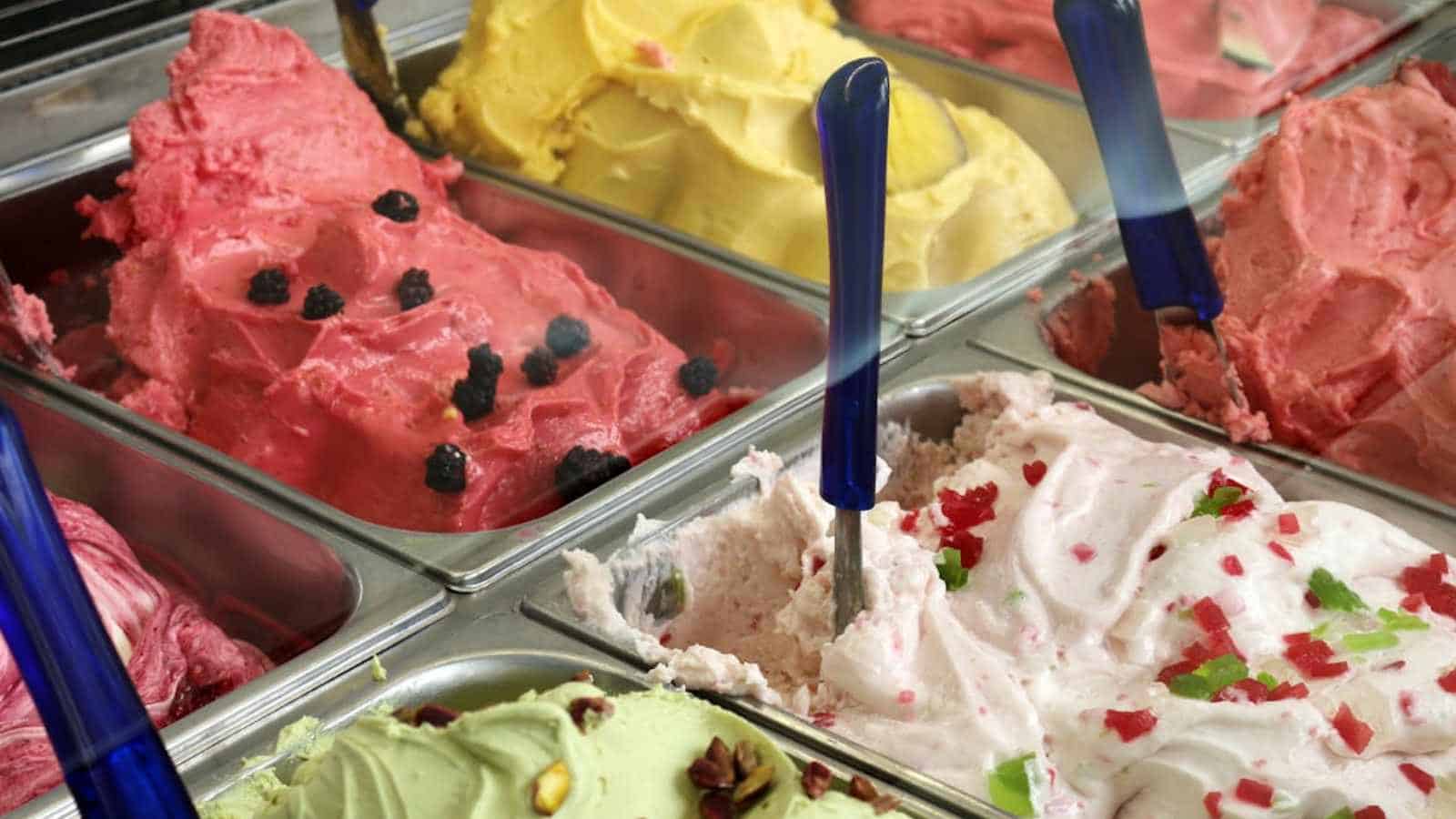 Mass-Produced Frozen Desserts Pre-packaged Ice Cream & Sweet Treats
