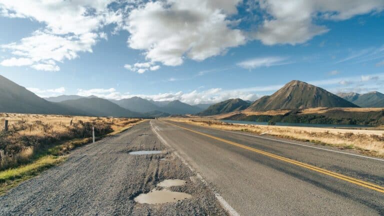 10 American Cities Known for the Worst Road Conditions