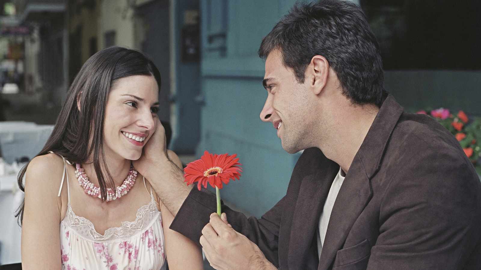 Things Women Love to Hear on a First Date