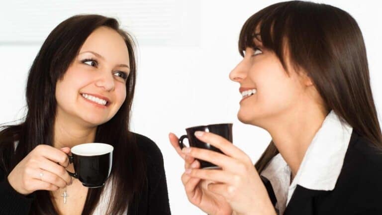 15 American Phrases That Seem Friendly But Mean Trouble