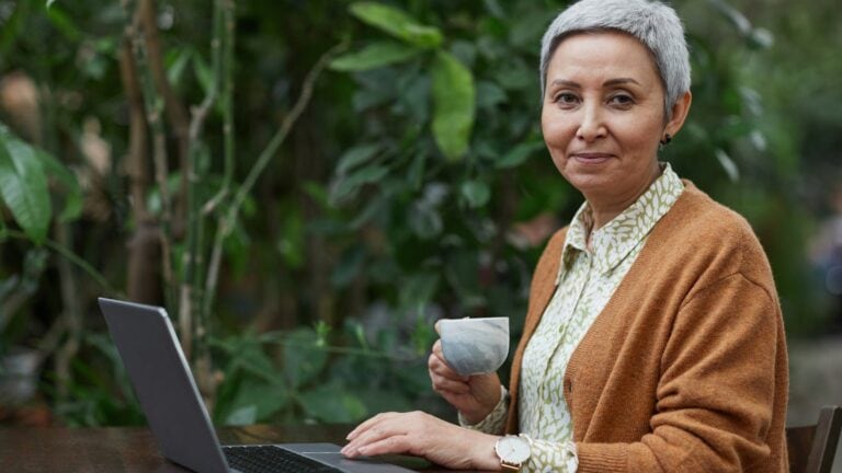 12 Cities Where You Can Still Find a Thriving Job Market