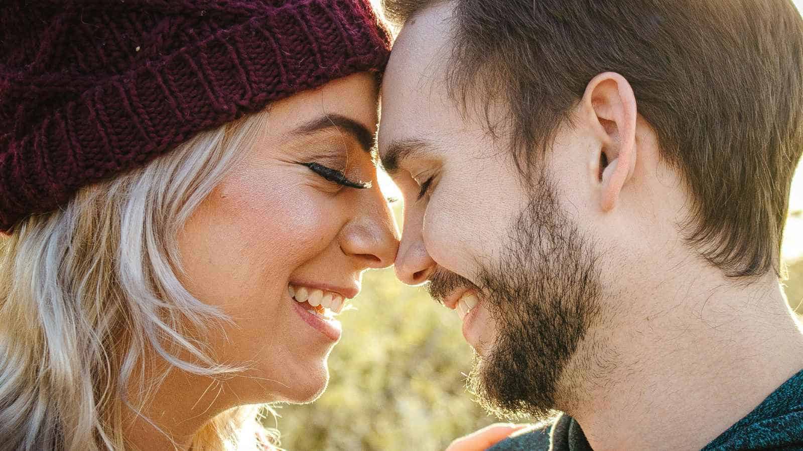 Clear signs she wants you to make a move