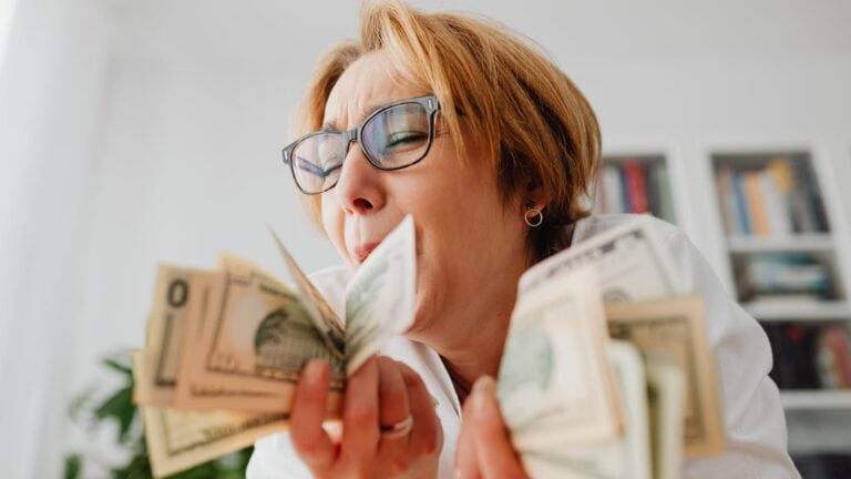 What Women Learned About Happiness That Isn’t True