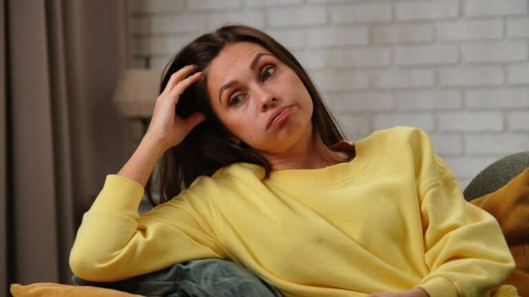 12 Ways Modern Dating Is Emotionally Exhausting