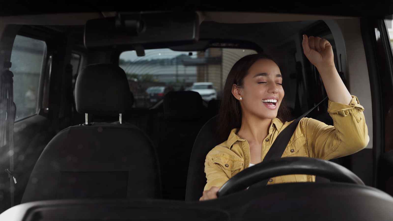 12 Signs in a Woman's Car That Show She's Mentally Moved On