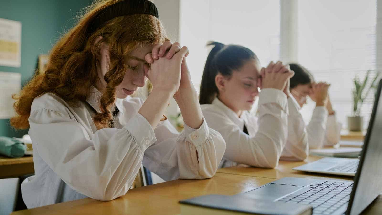 12 School Rules from the '60s That Went Beyond Education