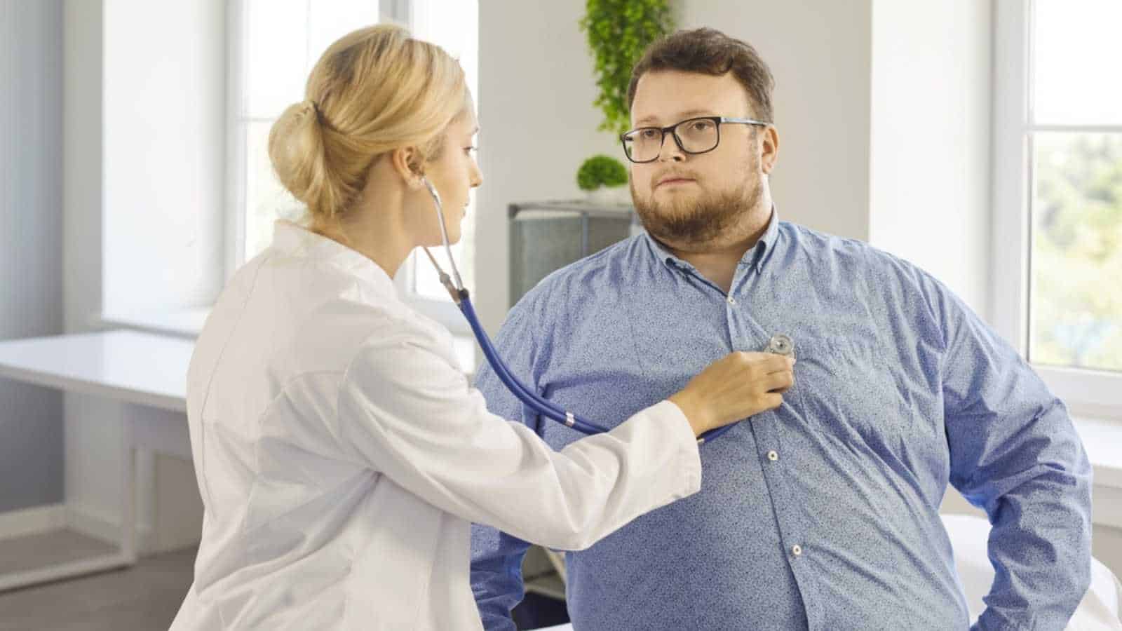 habits men need to drop after tying the knot