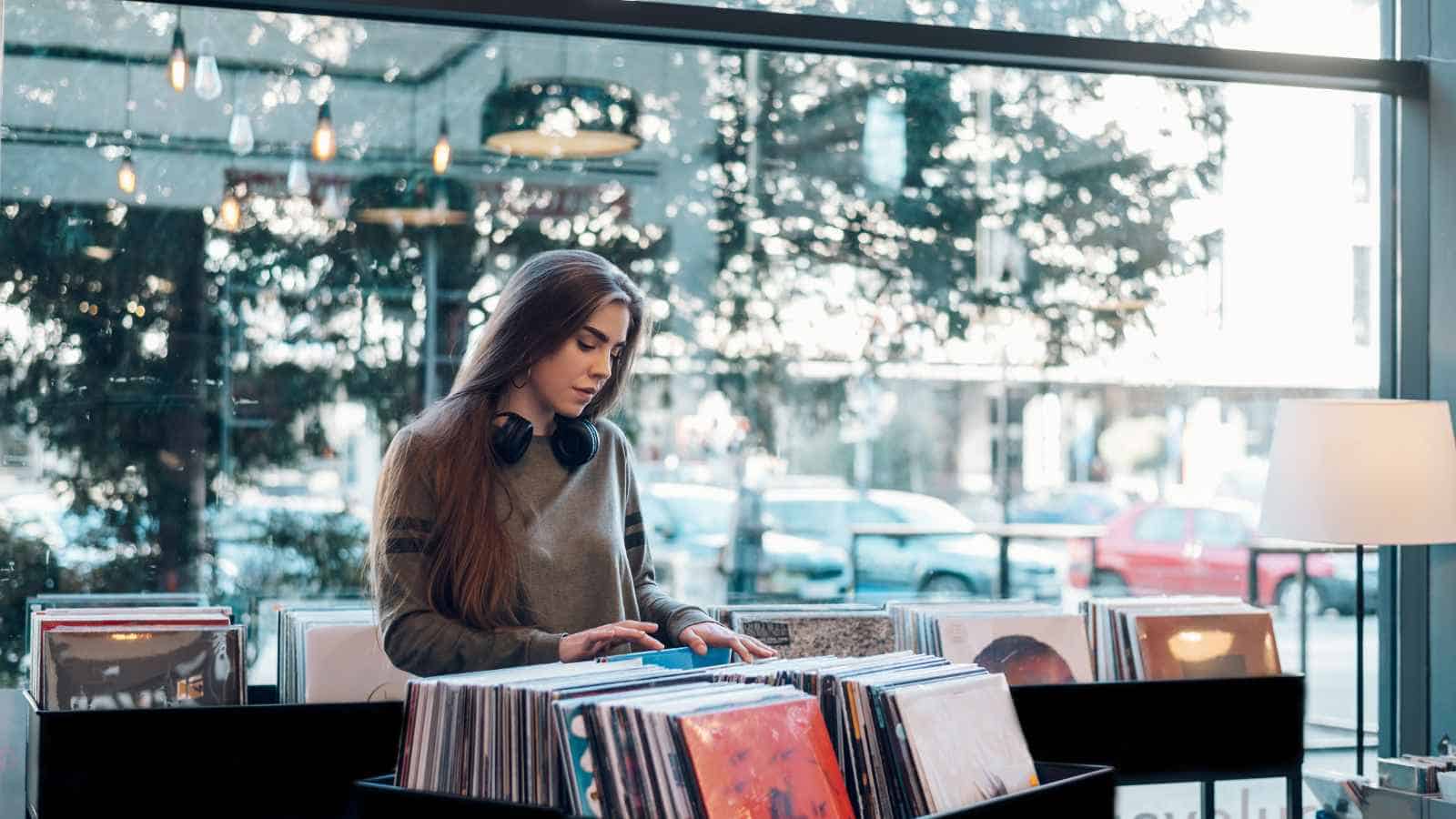 12 Nostalgic Pastimes Baby Boomers Loved That Are No Longer Around