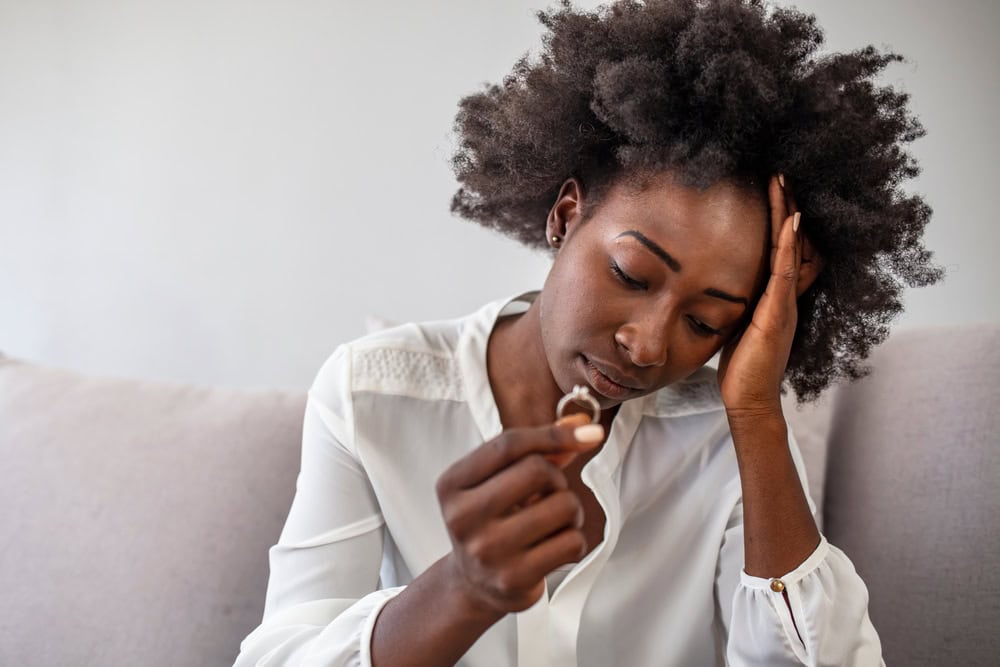 Why women who marry 10 years up finally see the truth in these 13 warnings