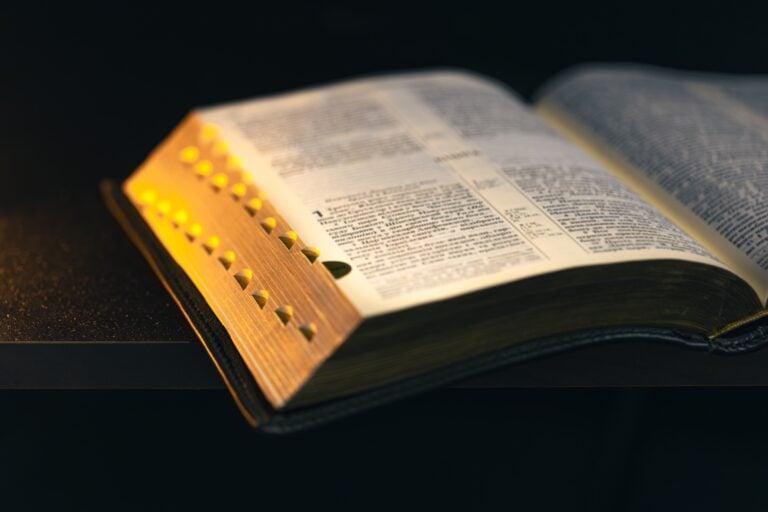 10 “Jesus quotes” that aren’t actually in the Bible