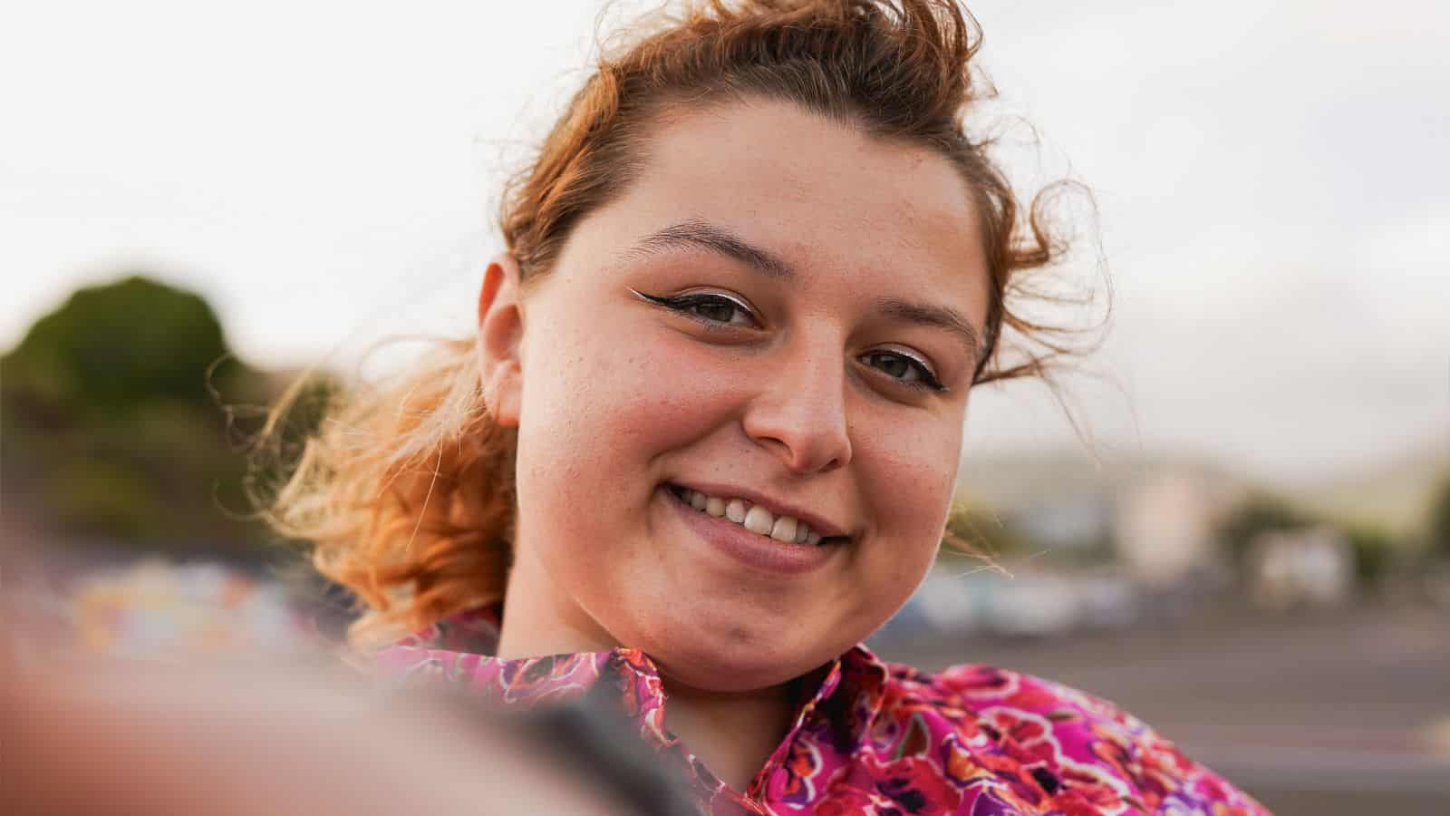 12 Compliments Men Give Curvy Women and What They Really Mean