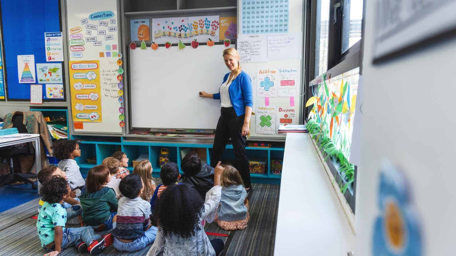 Teacher teaching kids