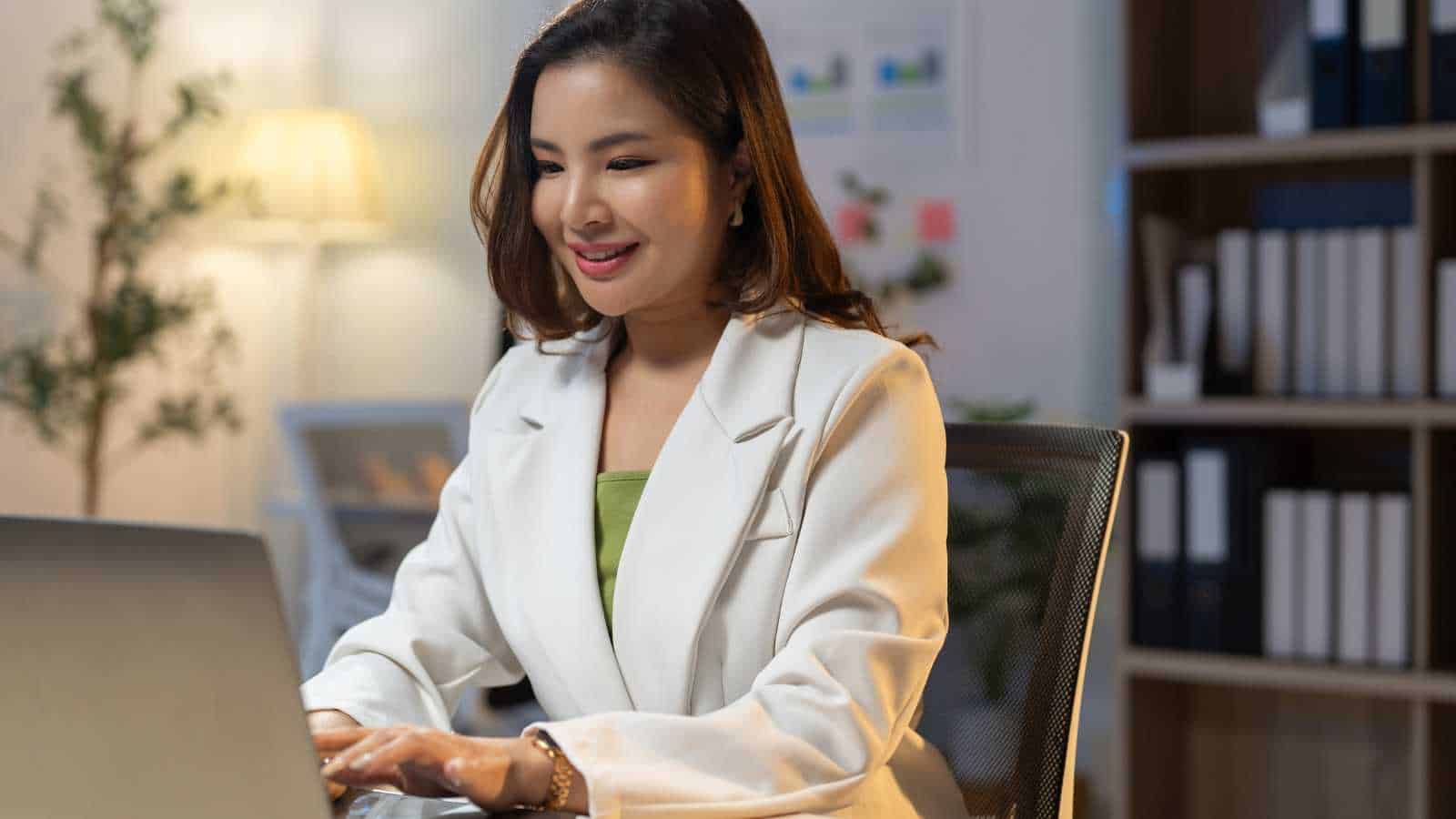 12 Reasons Women Are Leaving the Workforce: How Workplaces Are Contributing to the Shift