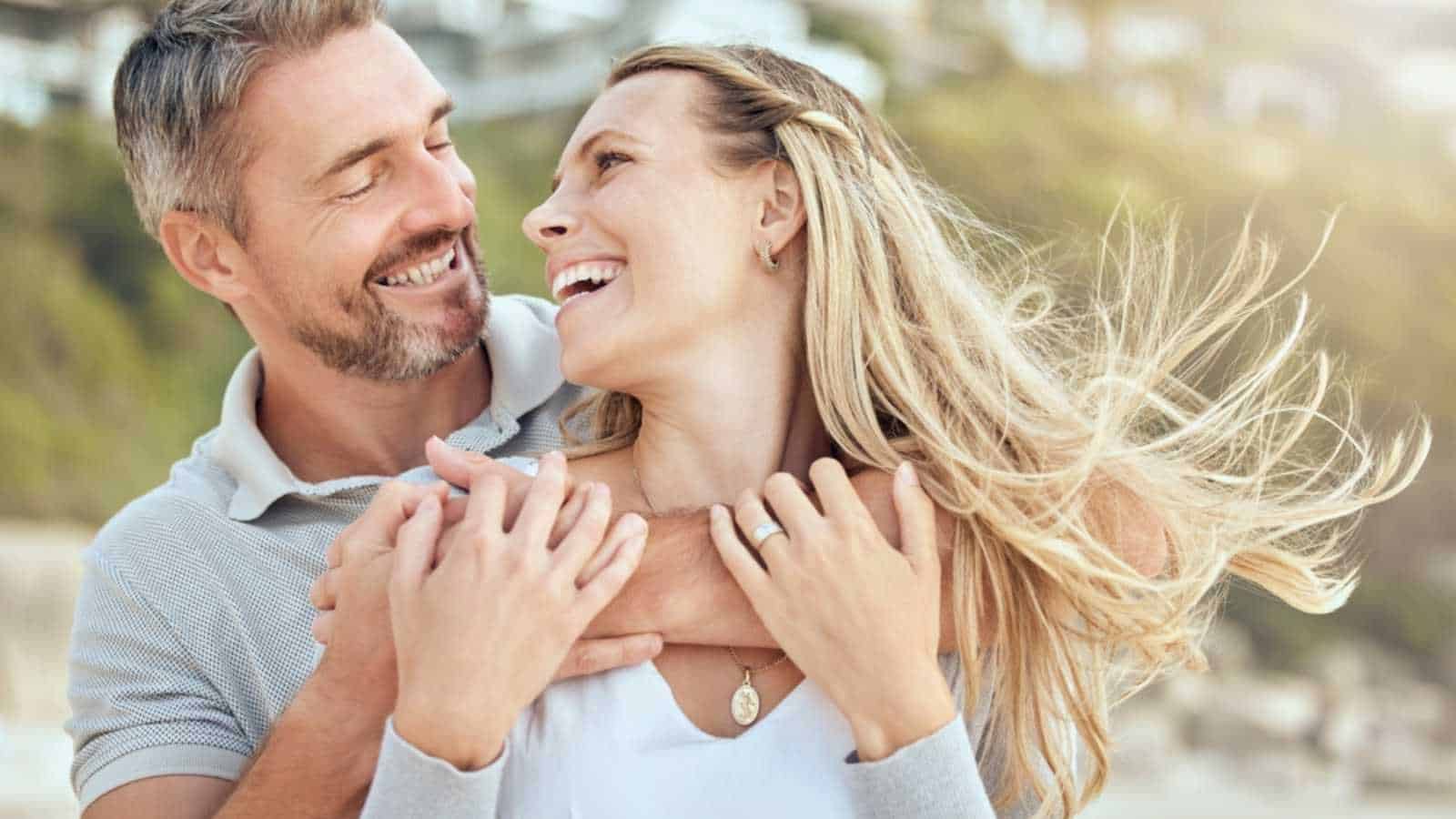things women notice about you within seconds of meeting