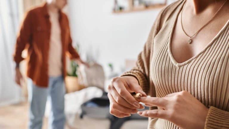 things a married woman should never share with another man.