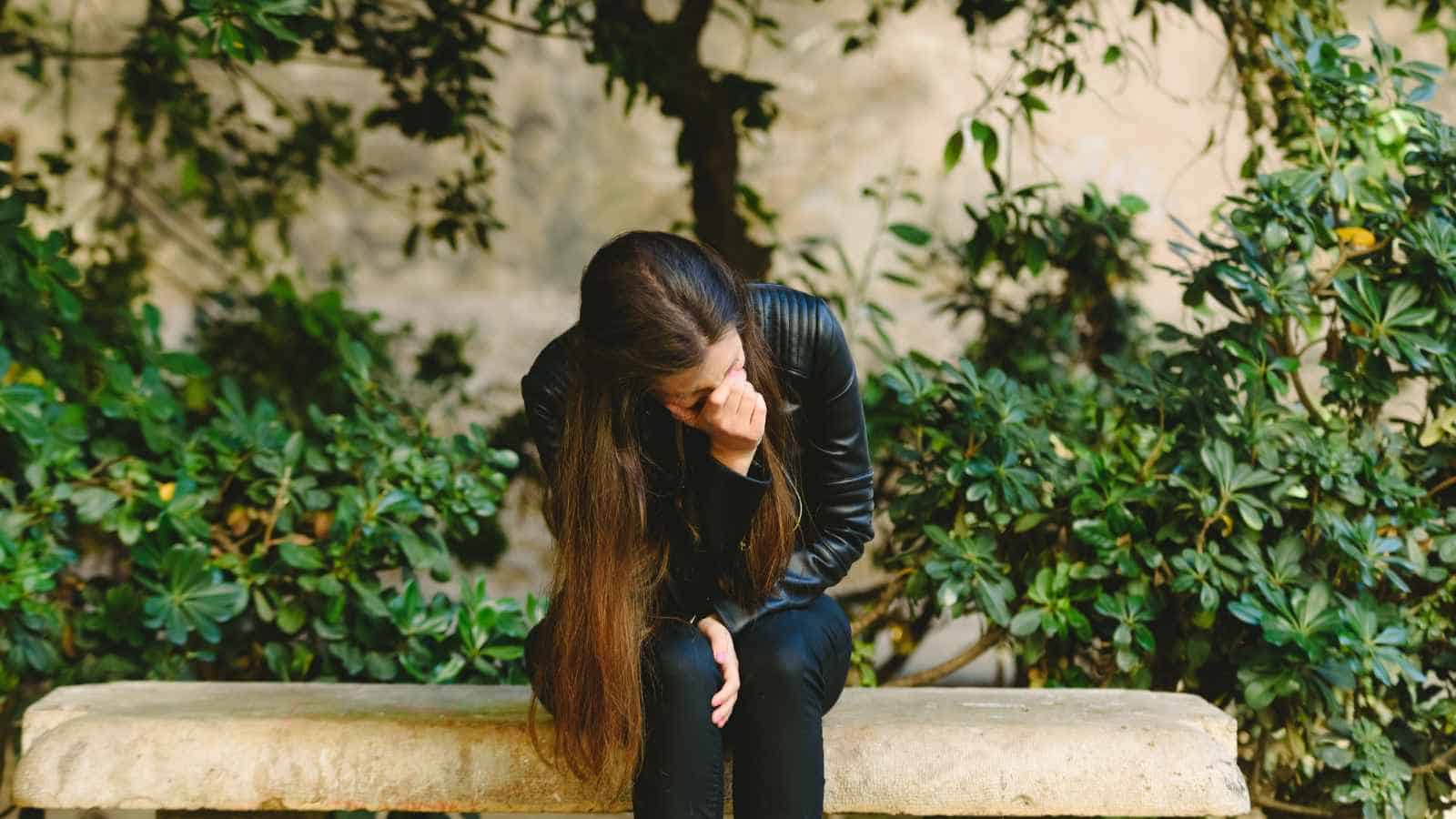 12 Common Challenges That Contribute to Women Facing Loneliness