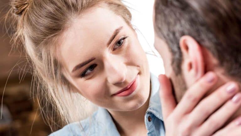 12 Subtle Gestures Men Often Overlook That Matter to Women