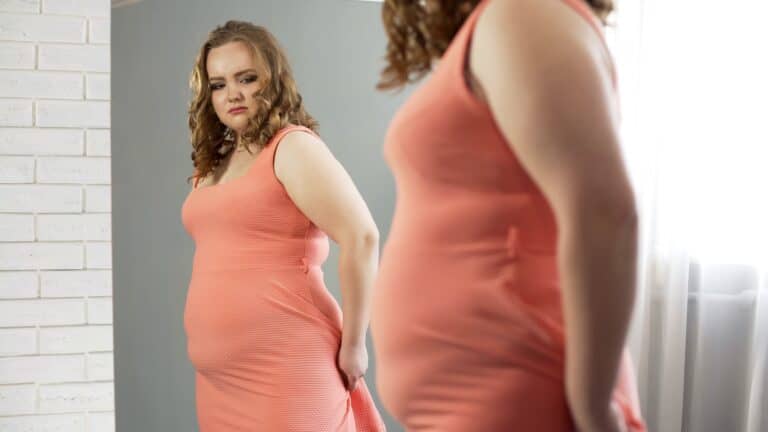 This could be why your belly fat won’t budge—even if you eat well