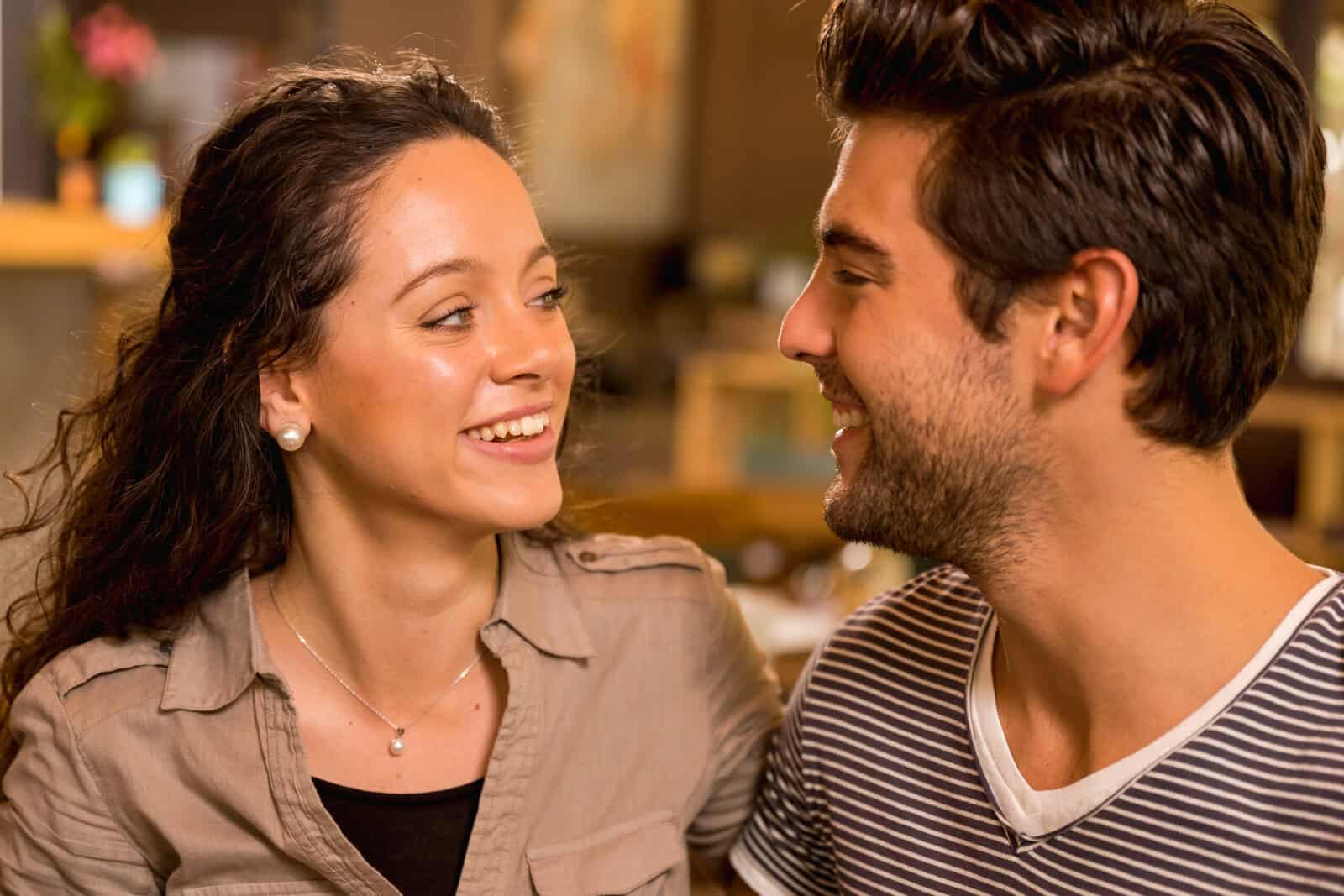12 Unconventional Traits That Men Surprisingly Appreciate in Women