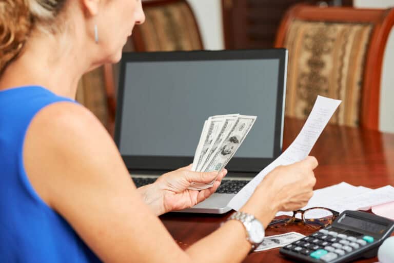 12 financial pitfalls women refuse to fall for anymore (a wake-up call for your wallet)