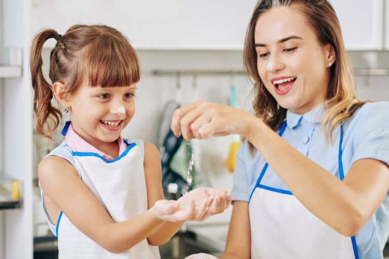 12 common-sense traits ’60s and ’70s moms passed down that are hard to find today