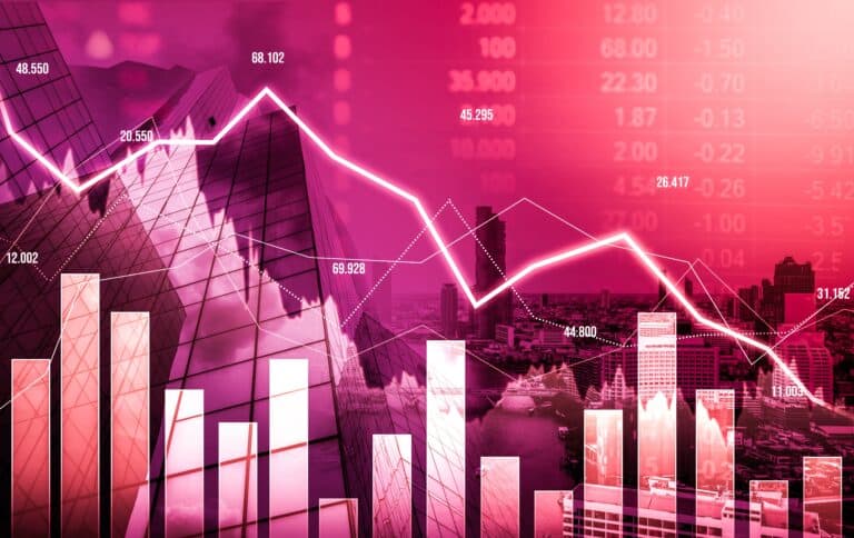 You may not realize how fragile the economy is right now—12 risks experts are watching