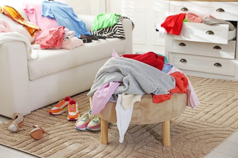 12 signs hoarding behavior in a parent may reflect deeper priority issues