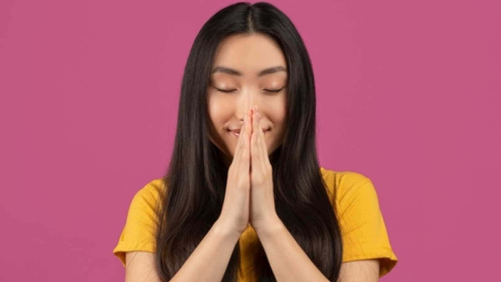 daily signs of God's presence in a woman's life