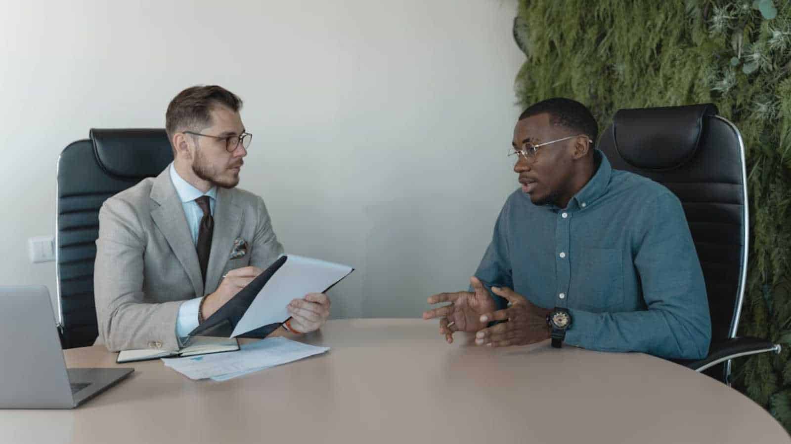 silent interview mistakes career experts say candidates often make