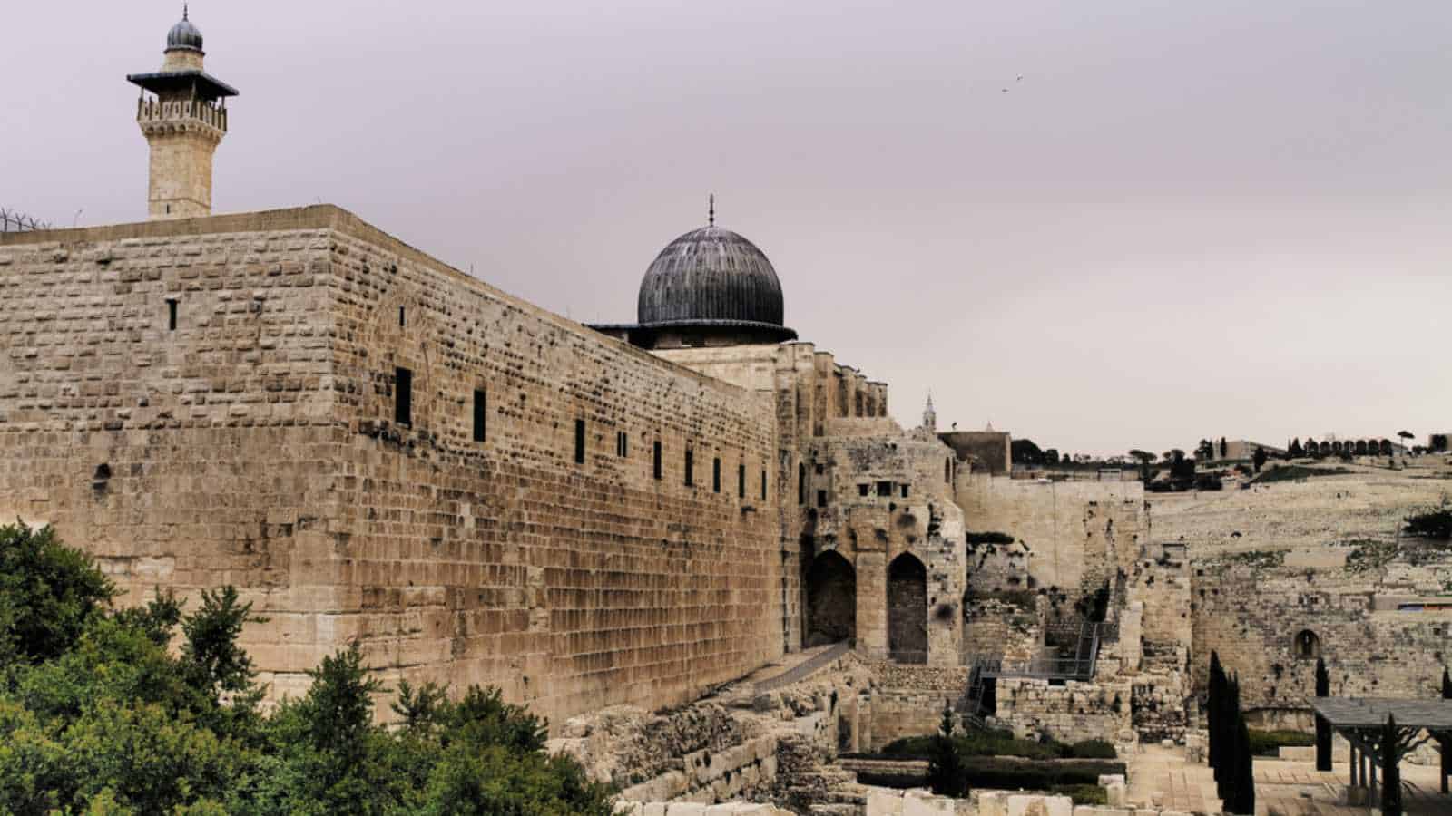 major contradictions in the Bible that continue to spark debate