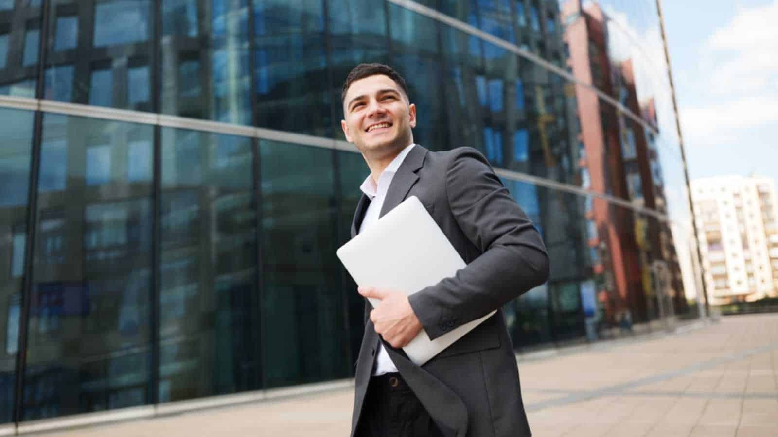 fascinating things your walking speed reveals about your personality
