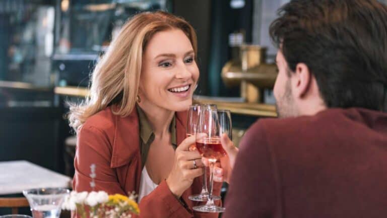 12 Reasons Women’s Dating Priorities Change With Age