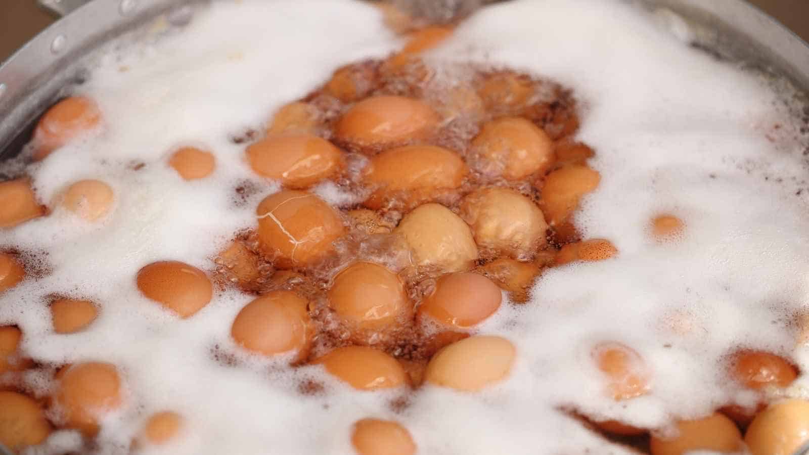 12 Practical Egg Hacks Every Woman Can Benefit From