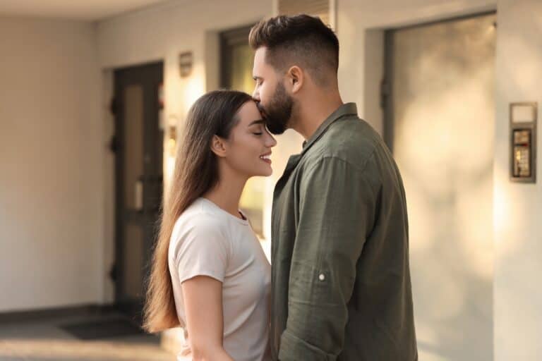 12 everyday habits that can damage a marriage