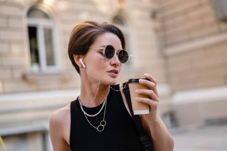 12 budget-killing spending habits that sneak up on you