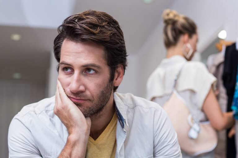 12 reasons why modern men have completely stopped chasing women