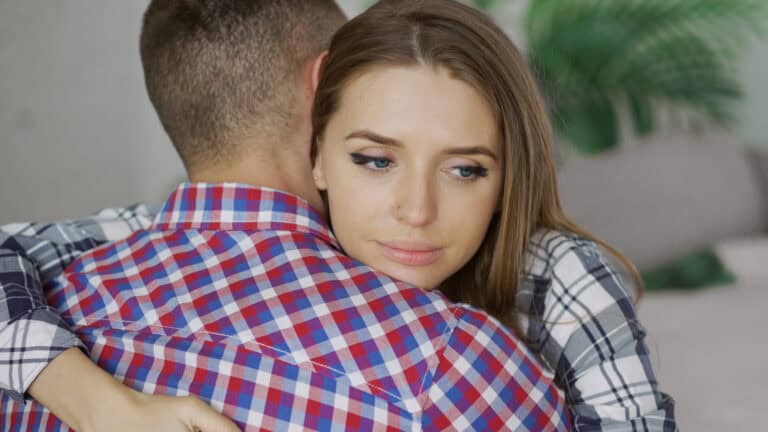 12 types of women who often end up wasting your time