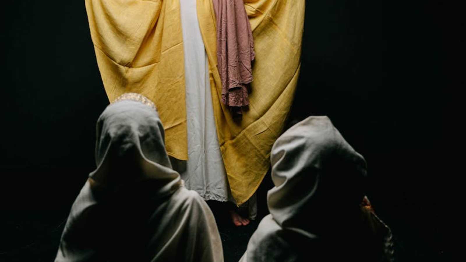 ways Jesus's teachings challenged how society treated women
