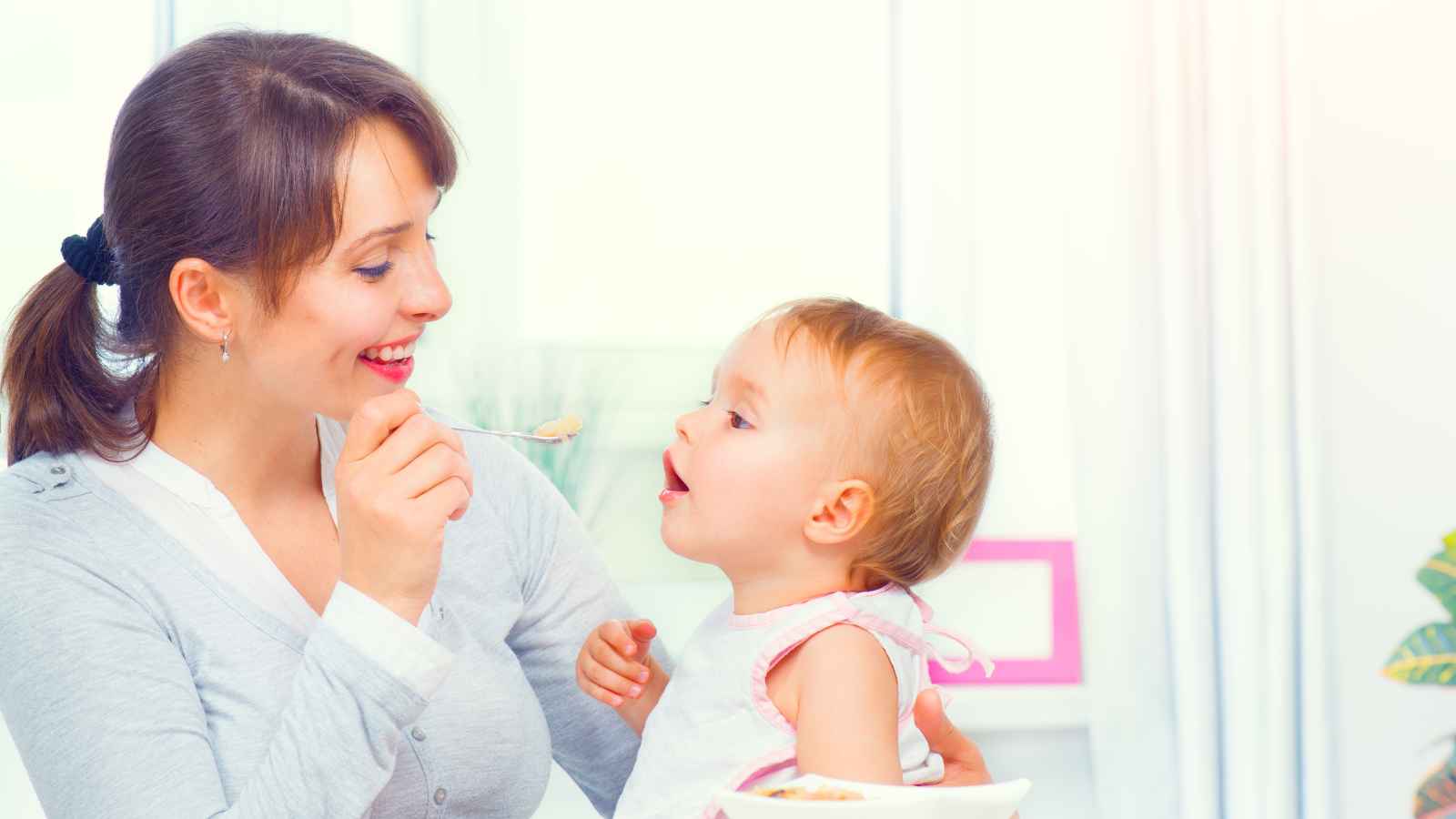 Parents Are Questioning Whether Mealtime “Games” Are Helping or Making Things Worse