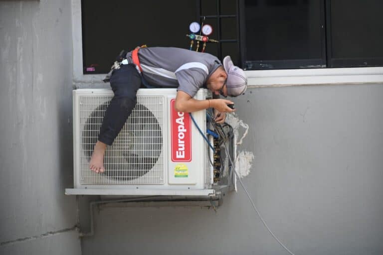 As heatwaves intensify, Europe’s different relationship with air conditioning draws American attention.