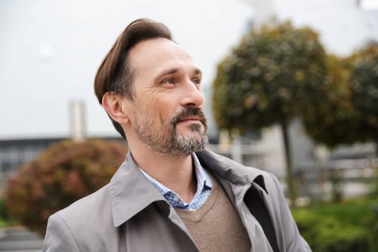 12 behaviors men tend to outgrow in their 40s