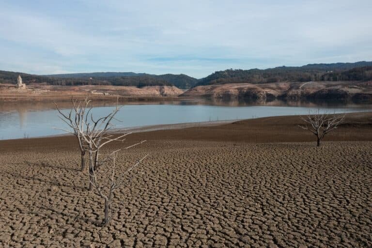 10 American states bracing for an unusually intense drought season right now